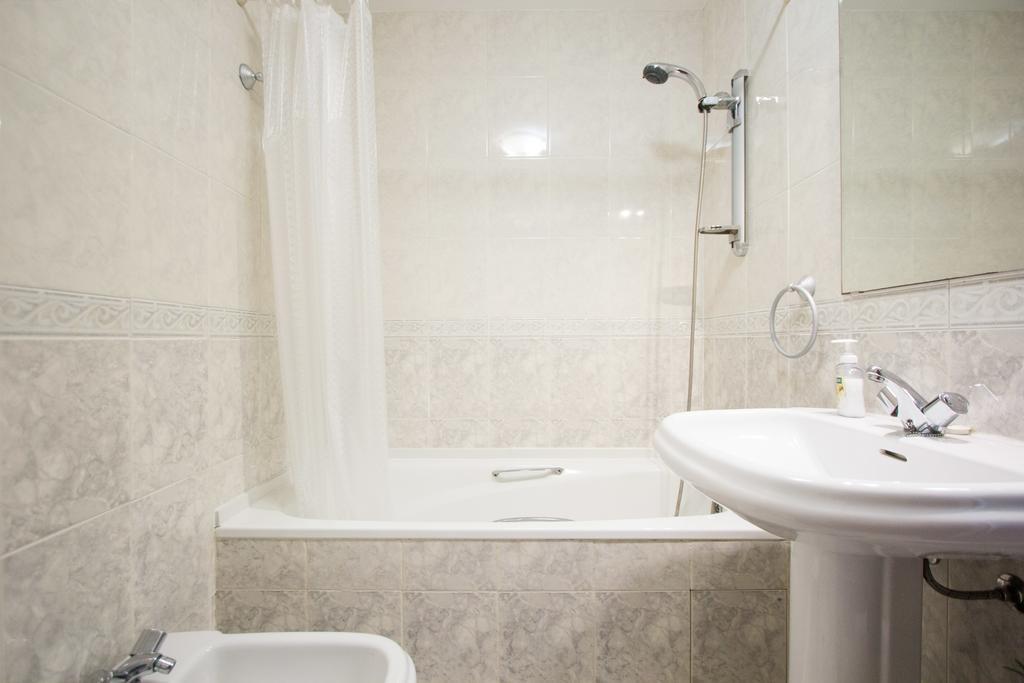 Spacious Apartment In Lissabon Exterior foto